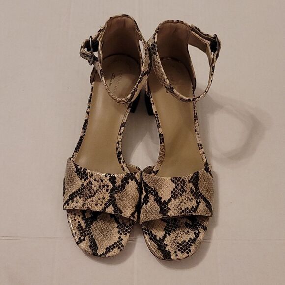 BRAND NEW CLARKS ELISA DEBRA WOMEN'S BLOCK HEEL SANDALS - Picture 3 of 14